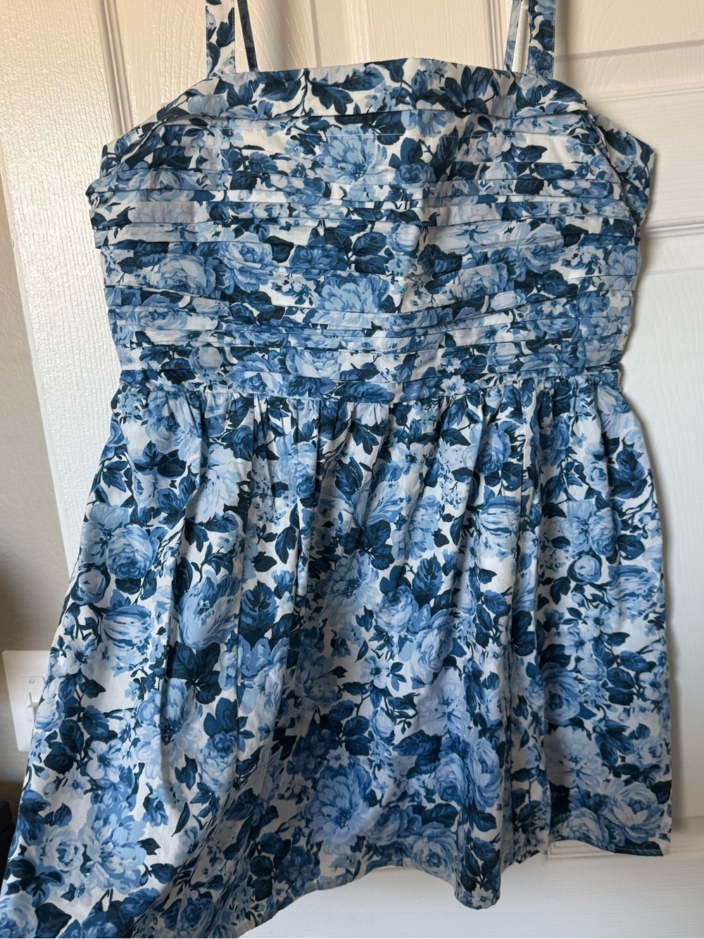 Abercrombie & Fitch Blue Floral Ruched Sundress - Picture 2 of 7